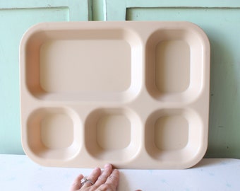 Vintage SCHOOL LUNCH Tray.....tan. retro. eat. serving. vintage kitchen. 1970s. 70s kitchen. party. dessert. atomic. kitschy. made in USA