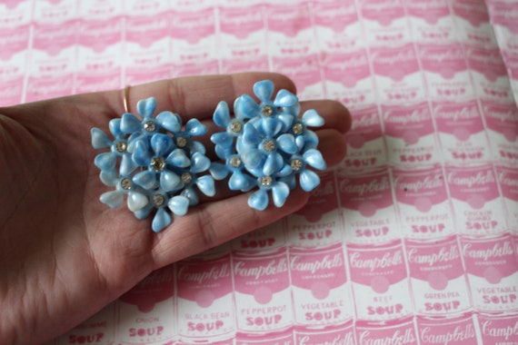 Vintage BLUE Floral Mid Century Jeweled Flower Ea… - image 2