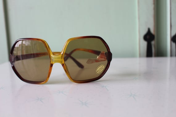 1970s MOD GIRL Sunglasses.twiggy. oculens. womens… - image 2