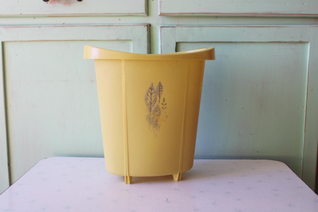 1970s RETRO Mustard Yellow Trash Can....1960s Bathroom. Pantry. Bins ...