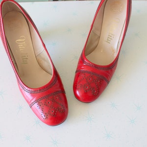 1960s Vintage Fancy Heels..size 5.5 women..cherry. 1950s shoes. pumps. party. mod. classic. 1960s shoes. red heels