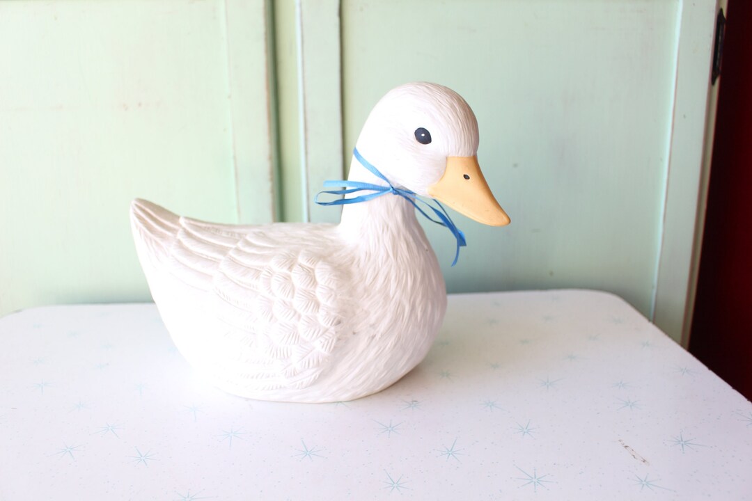 BIG 80s Vintage DUCK Figurine Home Decor....kitsch. Retro. Bird. Home ...