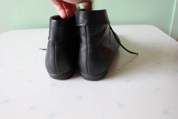 Vintage 9 AND COMPANY Black Leather Boots...size … - image 6