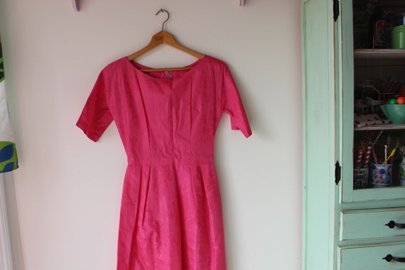 1960s Vintage HOT PINK Sexy Party Dress...size sm… - image 4