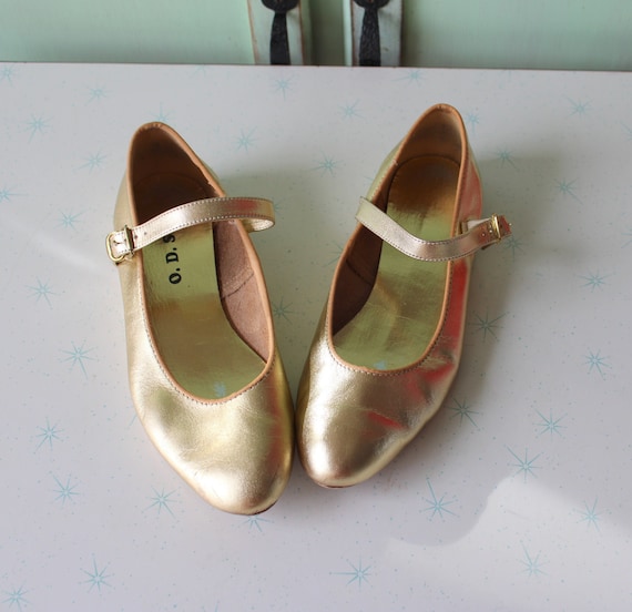 1960s Golden LEATHER Ballerina Shoes......size 5.… - image 1