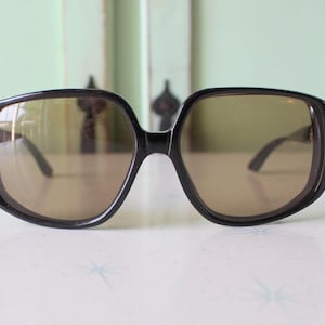 Vintage 1960s Square Lens Sunglasses: Groovy Retro Eyewear