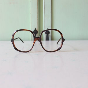 Vintage JACKIE O 56-16 Glasses..huge. new old stock. classic. groovy. twiggy. mod. retro glasses. librarian. secretary. woodstock. oversized image 4