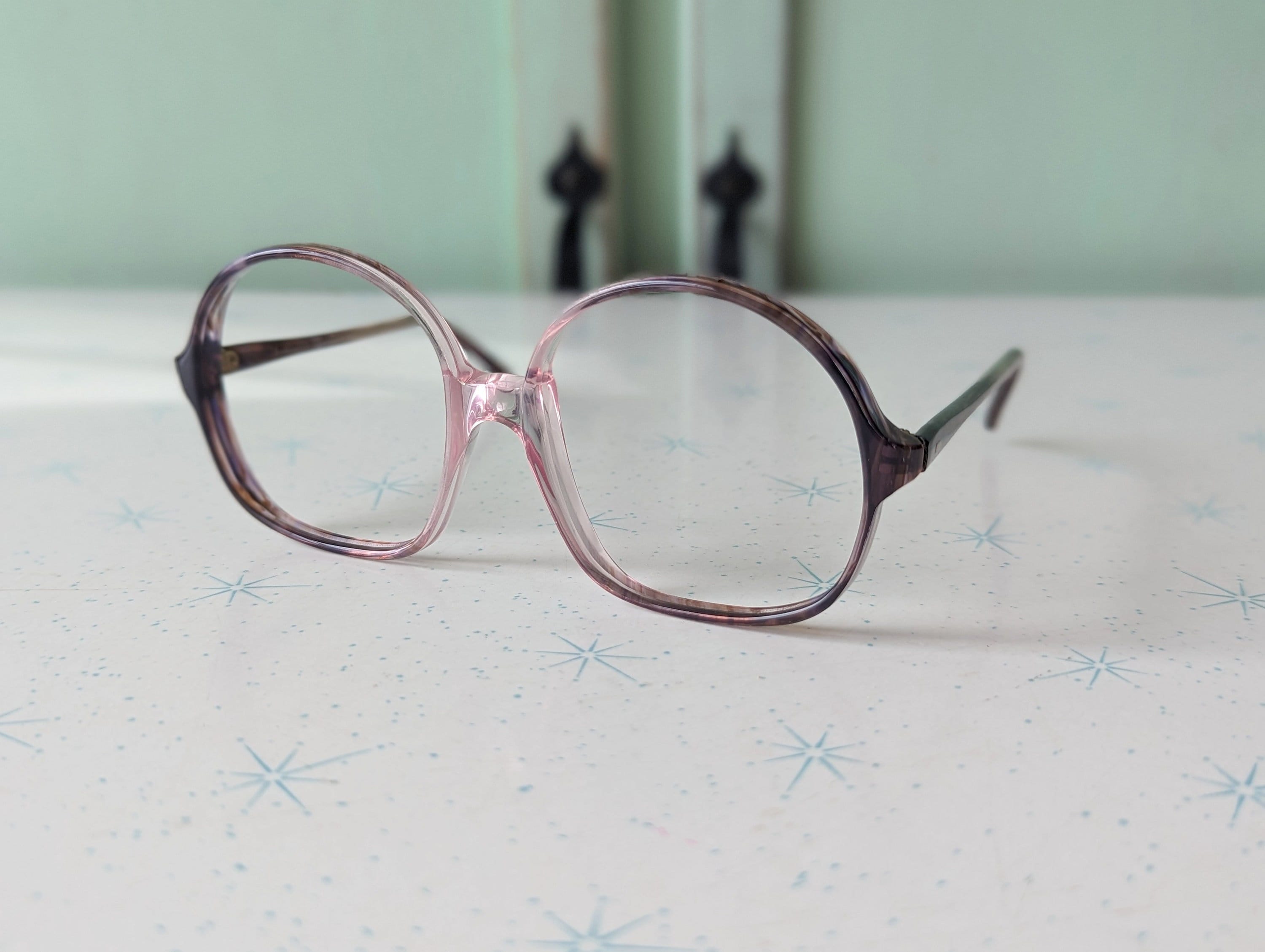 Opti Ray VTG 60\'S/70s Womens Sunglasses Pink Clear Ombré Fade Twiggy Oversized Twiggy Eyewear - Etsy main image 3