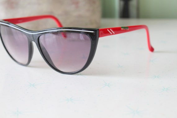 SALE//// Vintage 1980s Unisex Sunglasses....black… - image 1