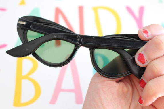 1950s 1960s Vintage CAT EYE Sunglasses.costume. f… - image 3