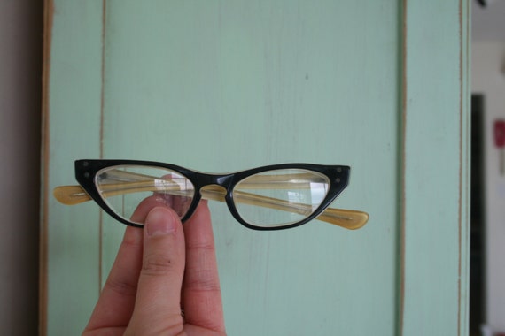 1950s 1960s Vintage CAT EYE Glasses....vintage ey… - image 2