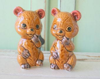 Vintage Keramik Bär Salz und Pfeffer Streuer: Retro Kitsch Decor
