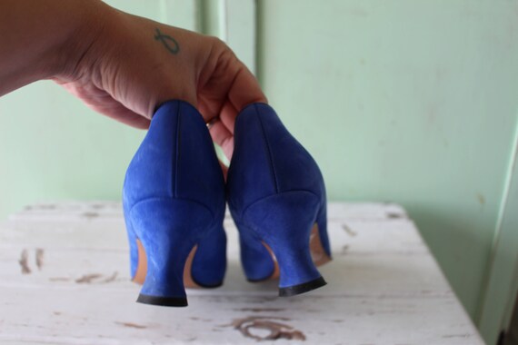 Vintage 1980s Blue Leather Heels....size 5 womens… - image 4