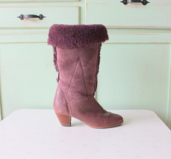 1970s Brown BOOTS....size 8 womens.boots...shoes.