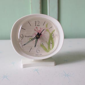 Vintage Westclox Atomic Clock: 1970s Floral Kitsch Decor