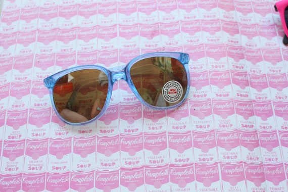 Vintage 1980s 90s Beach Sunglasses...fancy. big l… - image 2