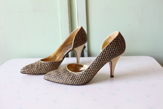 1980s GOLD GLAM Fancy Heels.....size 8.5 womens..… - image 4