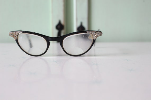 Vintage Rhinestone Cat Eye Glasses: 1950s-60s Eye… - image 2