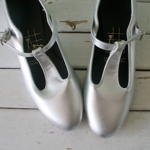 1980s SILVER LEATHER TicTacToe Flats...size 7.5 womens...mod. tictactoes. 1980s. hipster. retro. new vintage. dancing. ballet. indie. dance image 1