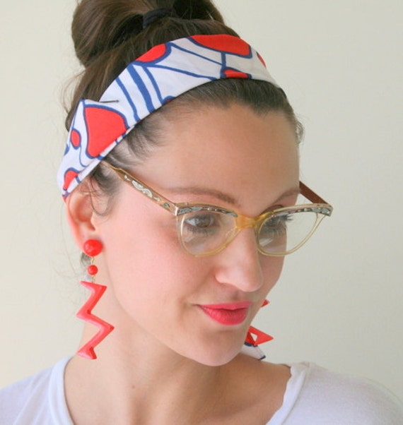 Vintage 1950s Cat Eye Glasses, Gold Accent Frames - image 2