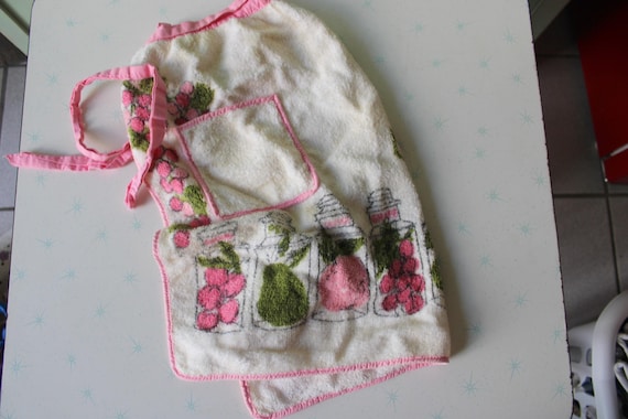 1960s Vintage Apron: Atomic Pink Kitchen Apron, Fruit Jars