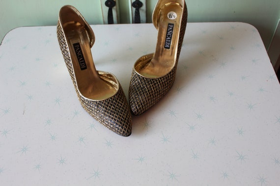 1980s GOLD GLAM Fancy Heels.....size 8.5 womens..… - image 2