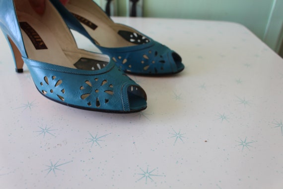 Vintage BLUE LEATHER Heels...size 7 heels...shoes… - image 6