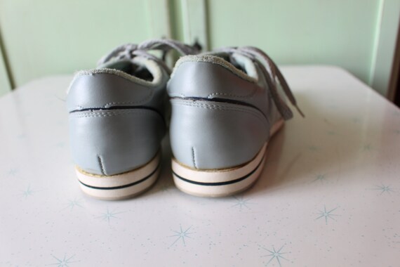 1970s Retro Vintage BOWLING SHOES...size 8 womens… - image 4