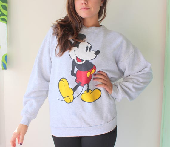 Vintage MICKEY MOUSE Sweater.....walt disney. min