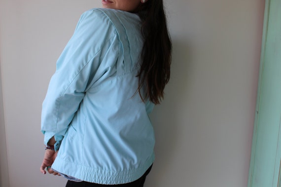 1980s SKY BLUE Jacket.size medium. colorful. brig… - image 4