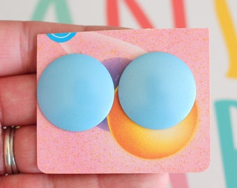 1980s Shimmer Blue Stud Earrings: Metal Costume Jewelry