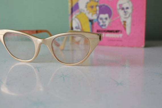 1950s 1960s Vintage CAT EYE Eye Glasses..vintage … - image 5