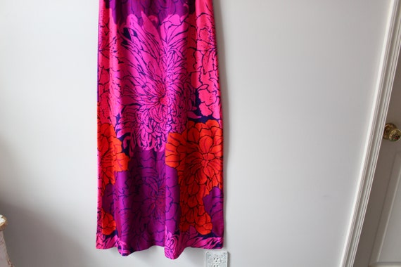 1970s Bright RETRO Chic FLORAL Dress...maxi dress… - image 3