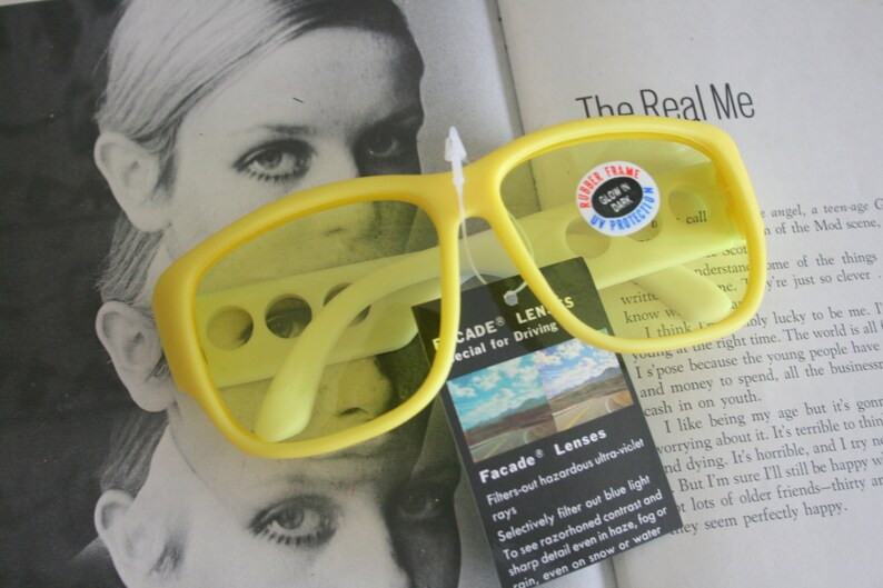 Nos 1970s Rad Sunglasses Indie Jump Street Glow In The Etsy
