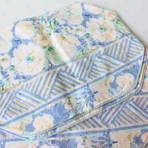 Vintage Floral Cotton Placemats Set of 4: 1980s Blue Table Linen