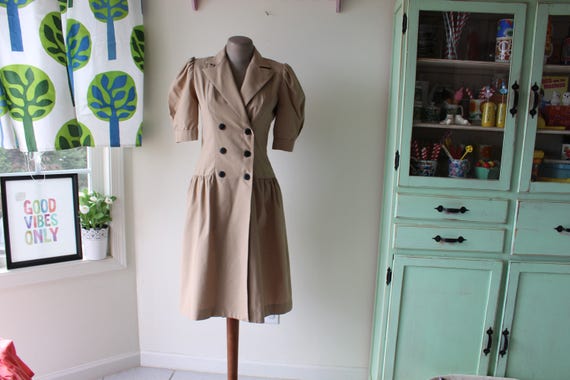 1970s LORD and TAYLOR Dress....size small to medi… - image 2