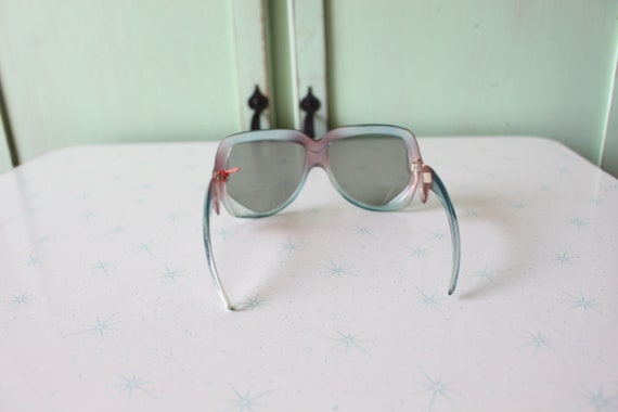 VINTAGE 1960s 70s Atomic Retro Sunglasses....eyew… - image 6