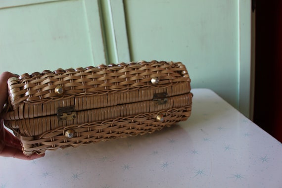 1960s 1970s Wicker Straw CLUTCH Purse.....date ni… - image 4