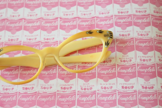 Vintage 1950s 1960s Perfect CAT EYE Sunglasses..fa