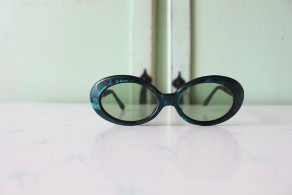 TRUE VINTAGE 1960s Atomic Retro Sunglasses...eyew… - image 2