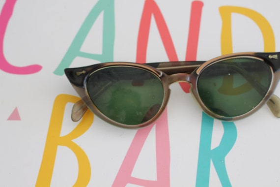 Vintage Cat Eye Sunglasses: 1950s-60s Italian Eye… - image 2