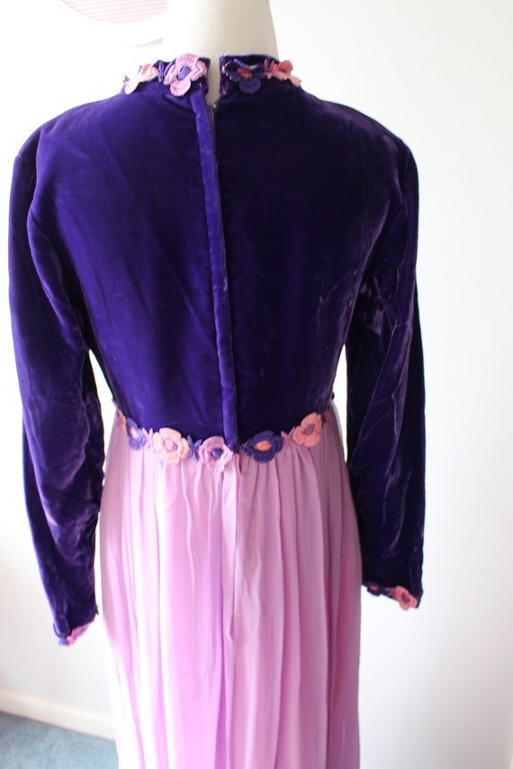 1960s PURPLE Dress....size medium women....retro.… - image 9