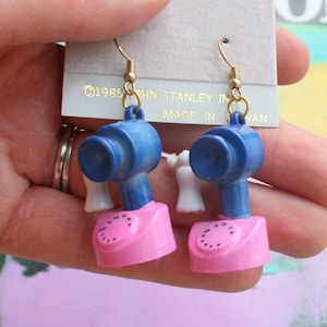 1985 TELEPHONE Earrings...kitsch. retro. earrings. new old stock. jewelry. kitschy charms. tea party. novelty. cute. kawaii. kooky. colorful