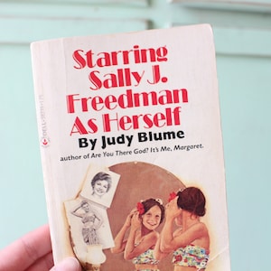 Vintage 1977 Starring Sally J Freedman Judy Blume Book