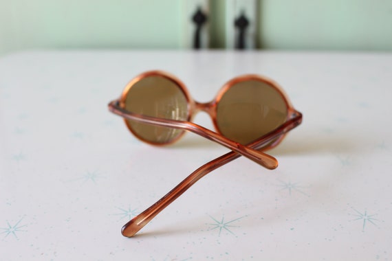 Vintage Round Sunglasses: 1960s Mod Style, Made i… - image 4