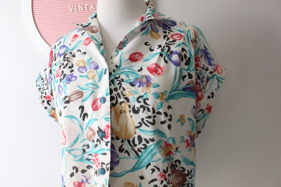 1980s Vintage Hawaiian Beachy FLORAL Blouse....un… - image 4