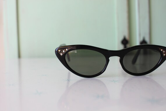 1950s Black Cat Eye Sunglasses, Vintage Mod Eyewe… - image 2