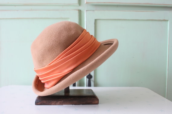 Vintage Mr Charles Wool Hat: 1960s Designer Cloche - Etsy display picture 2