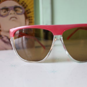 Vintage Flat Top Mod Taiwan ROC 1980s Sunglasses.retro. colorful shades. costume. hipster. gold. shades. indie. chic. pink. boho. deadstock. image 3