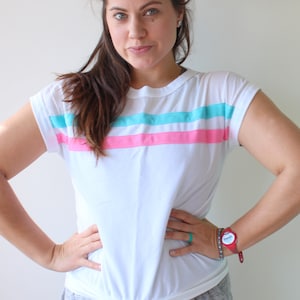 1980s Teal and Pink Crop Top...size small medium womens...top. 70s 80s clothing. summer. colorful. hipster. workout. hippie. boho. rainbow.